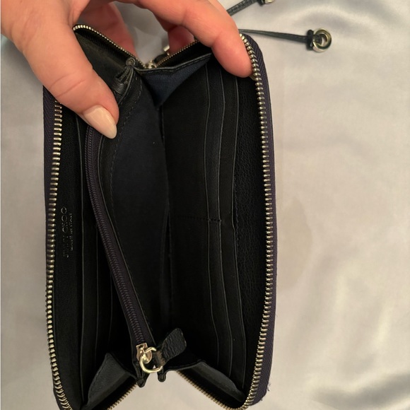 🌙Jimmy Choo Philippa Star Studs Zip Around Long Wallet in excellent condition - Picture 16 of 17